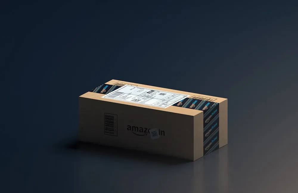 Caja de devoluciones abierta, foto de Pablo D.